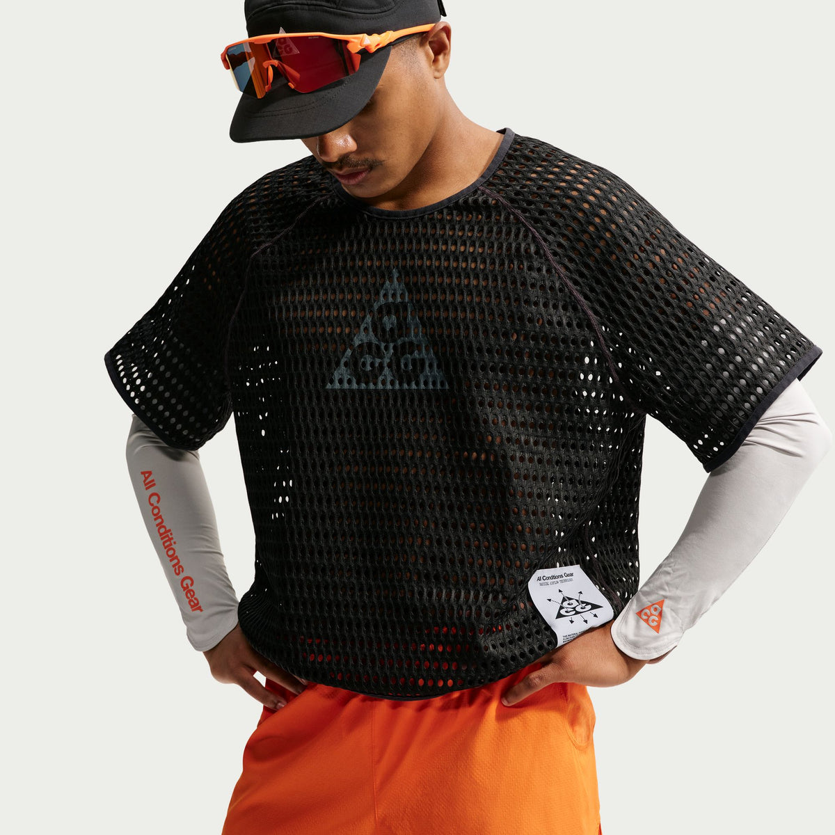 Nike ACG Radical AirFlow Short Sleeve Tee | Anthracite / Cool Grey | Mens
