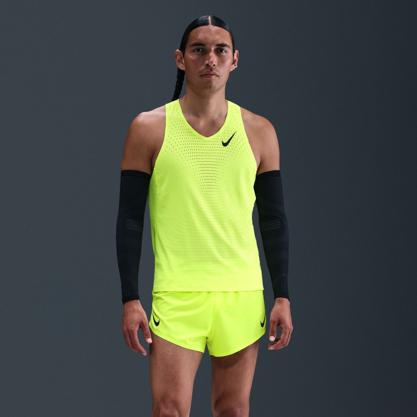 nike aeroswift vest mens