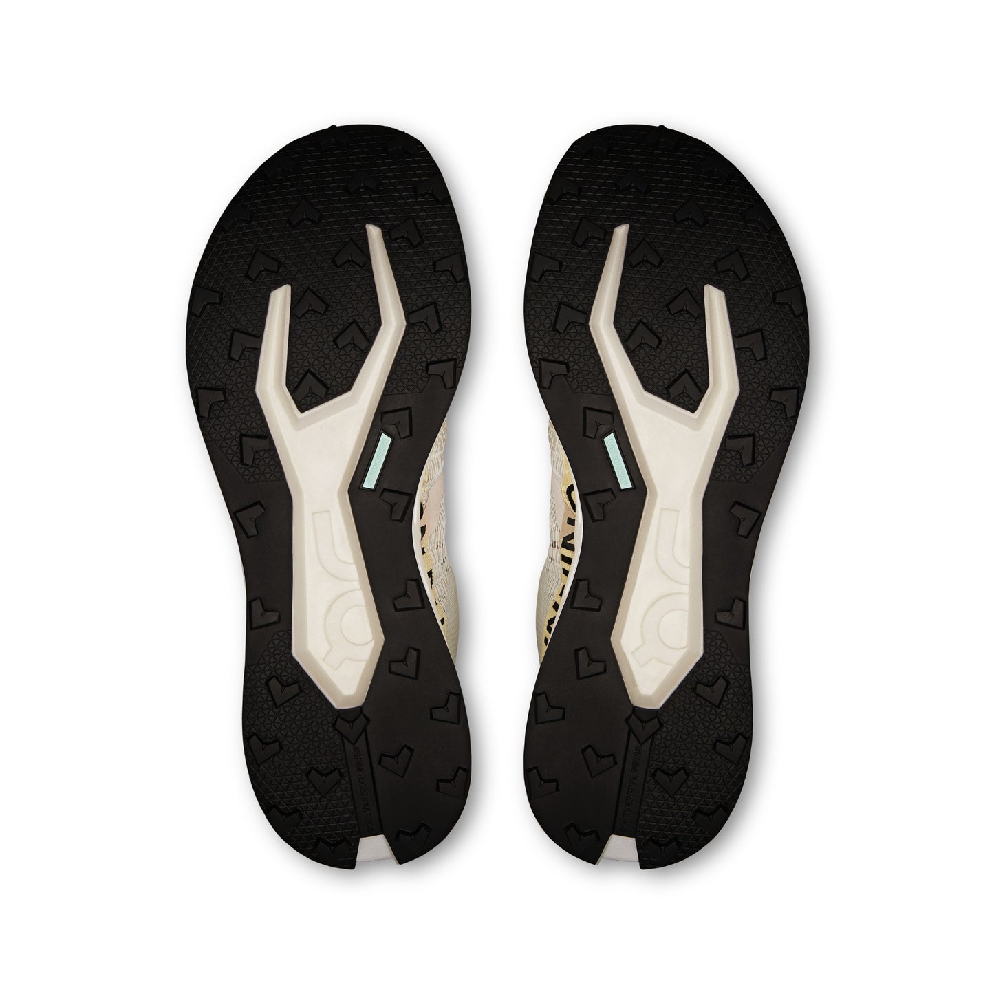 On Cloudultra Pro | Pearl / Lychee | Mens