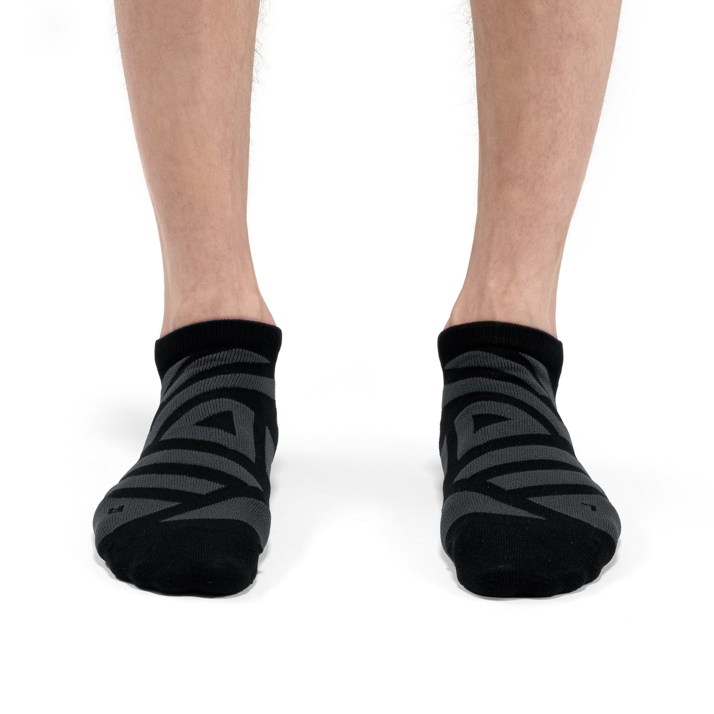 On Performance Low Sock | Black / Shadow