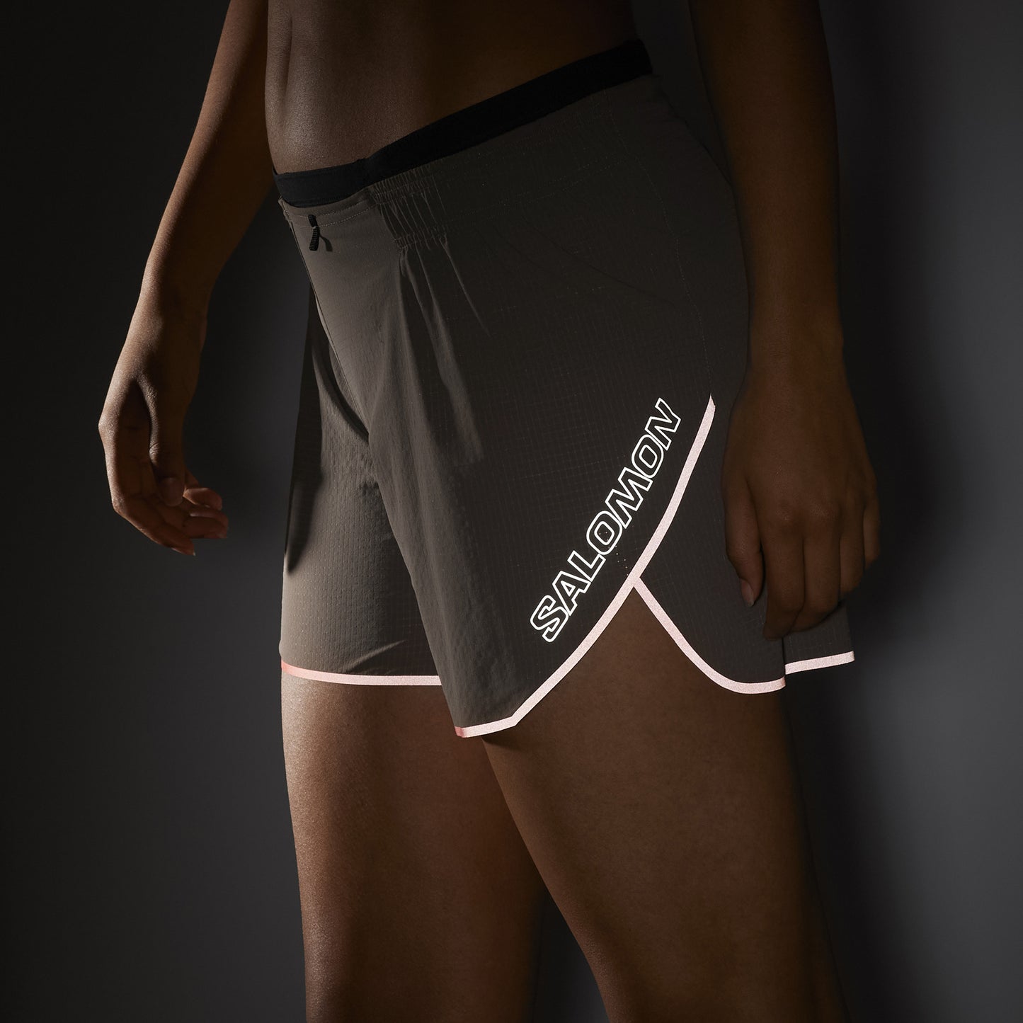 Salomon Sense Aero 5" Shorts | Iron / Neon Flame | Womens