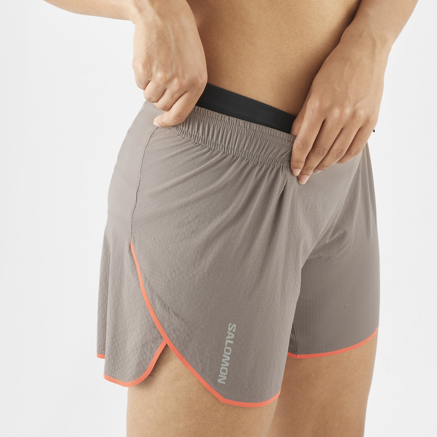 Salomon Sense Aero 5" Shorts | Iron / Neon Flame | Womens