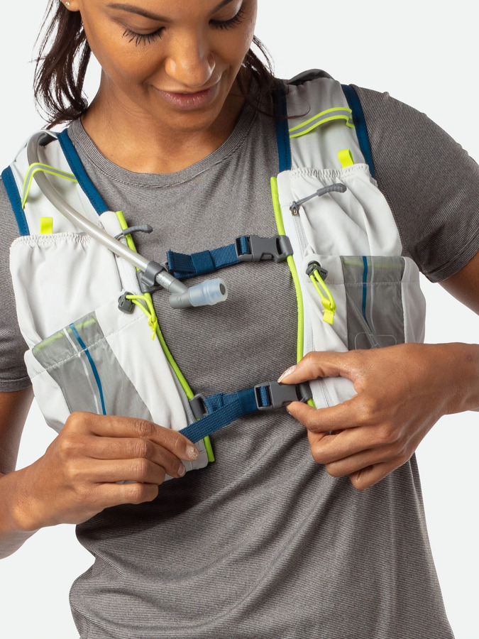 Nathan VaporAiress 2.0 | 7L Hydration Pack | Womens