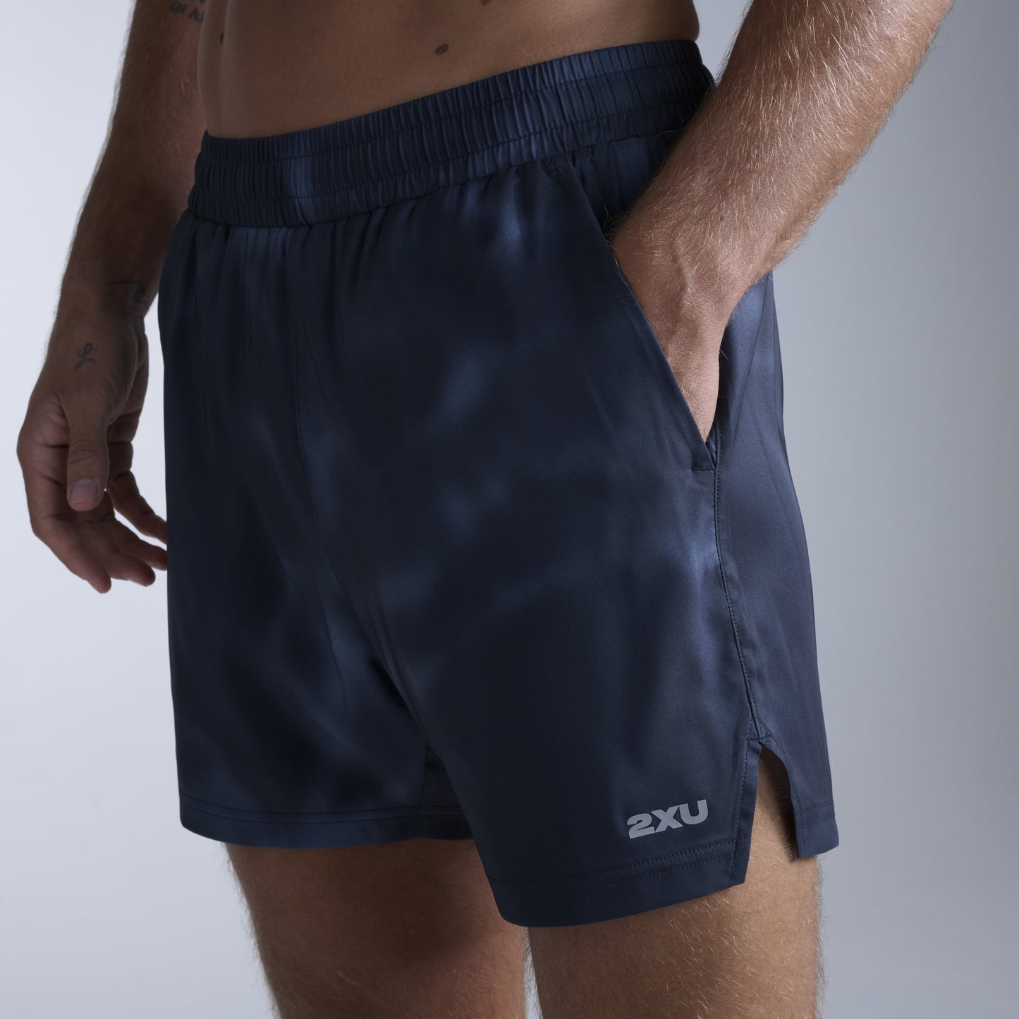 2XU Aero 5 Inch Shorts | Midnight Marble / Silver Reflective | Mens