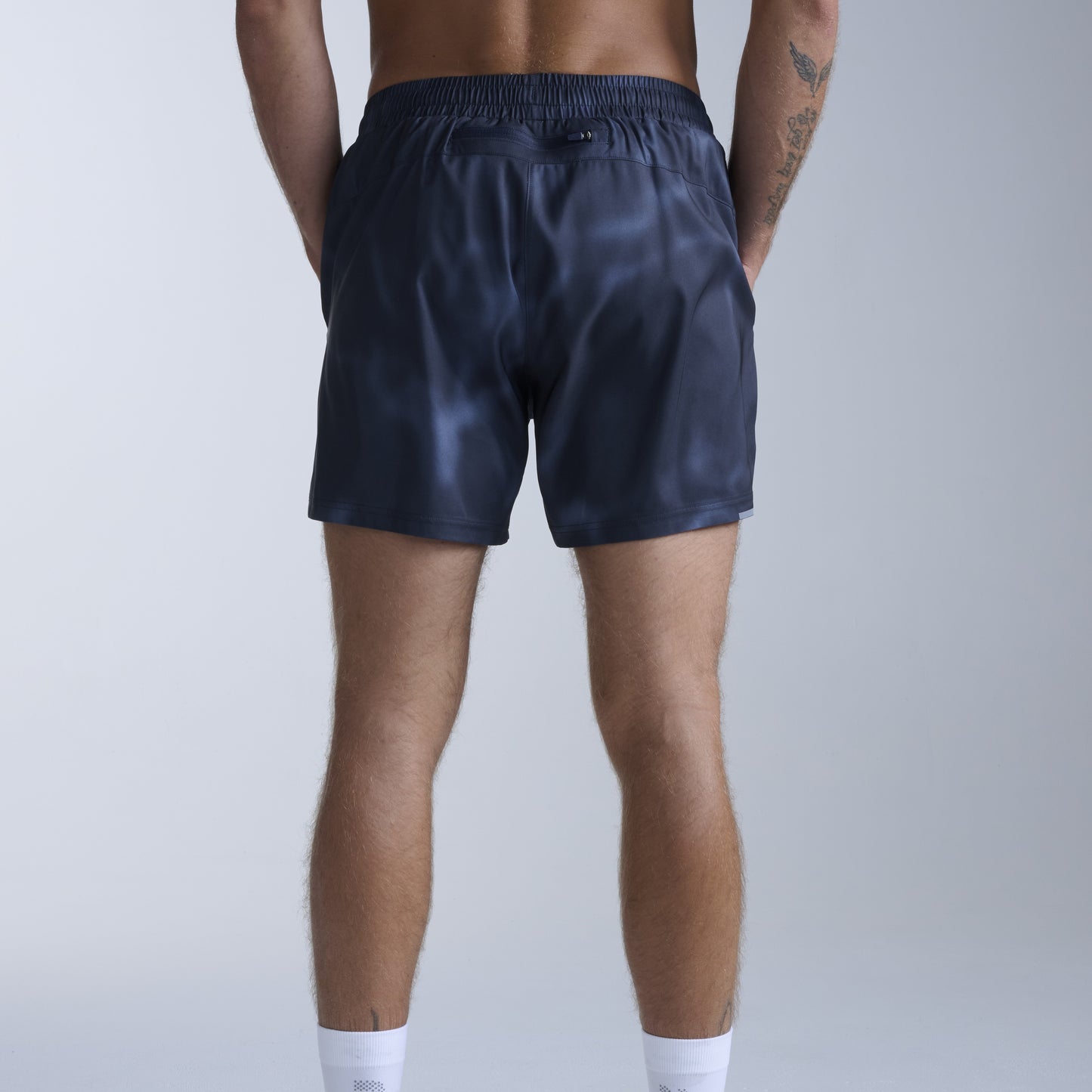 2XU Aero 5 Inch Shorts | Midnight Marble / Silver Reflective | Mens