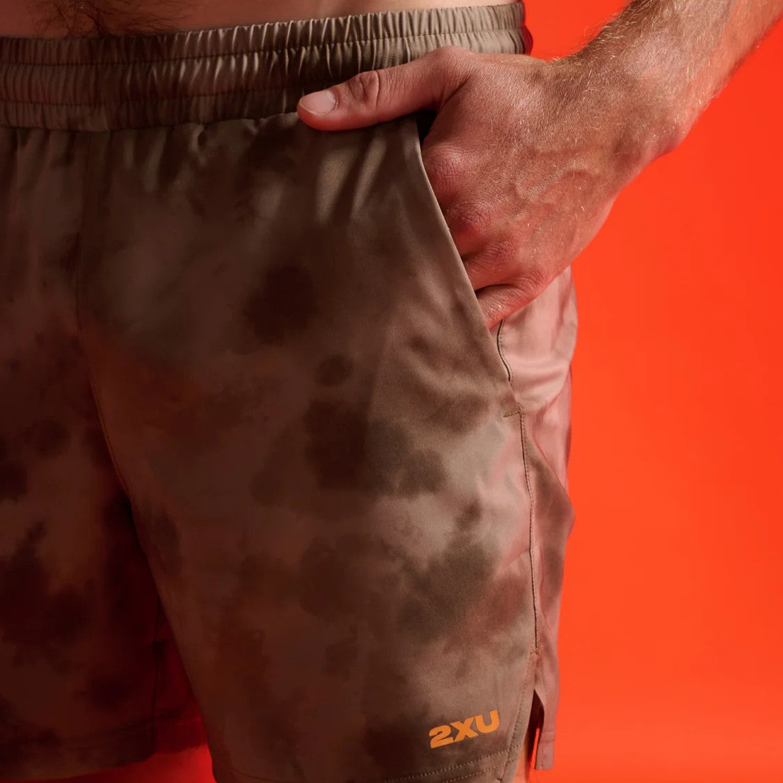 2XU Aero 5 Inch Shorts | Terrain Kelp / Tangerine Reflective | Mens
