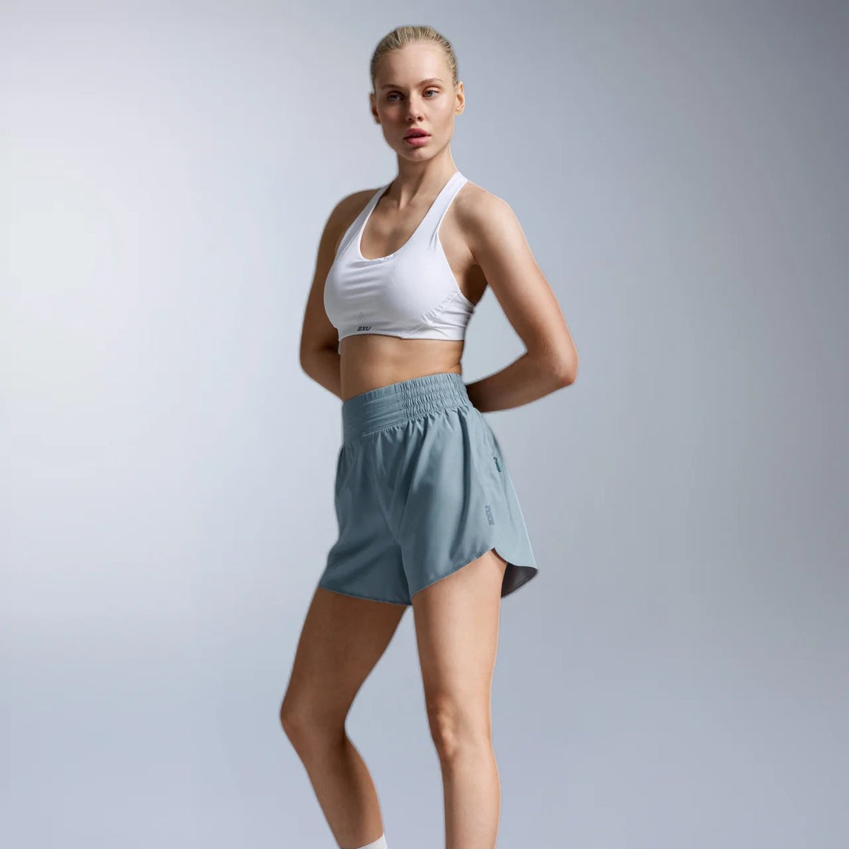 2XU Aero Hi-Rise 4 Inch Short | Blue Shade / Blue Shade Reflective | Womens