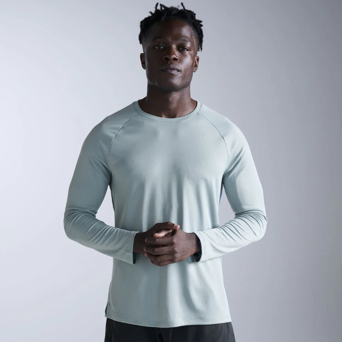2XU Aero Mesh Long Sleeve Tee | Smoke Blue / Black Reflective | Mens