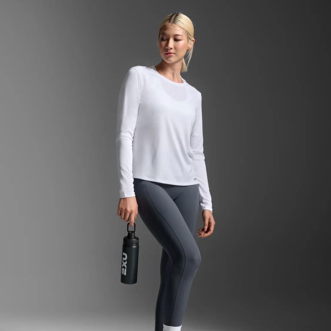 2XU Aero Mesh Long Sleeve Tee | White / Silver Reflective | Womens