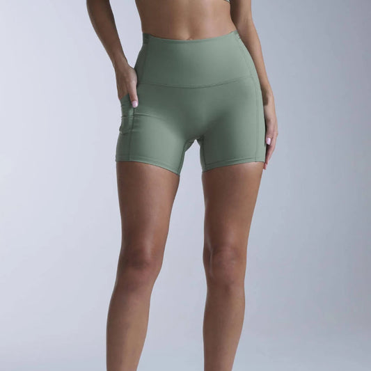 2XU Form Stash Hi-Rise 4" Compression Short | Fern | Womens