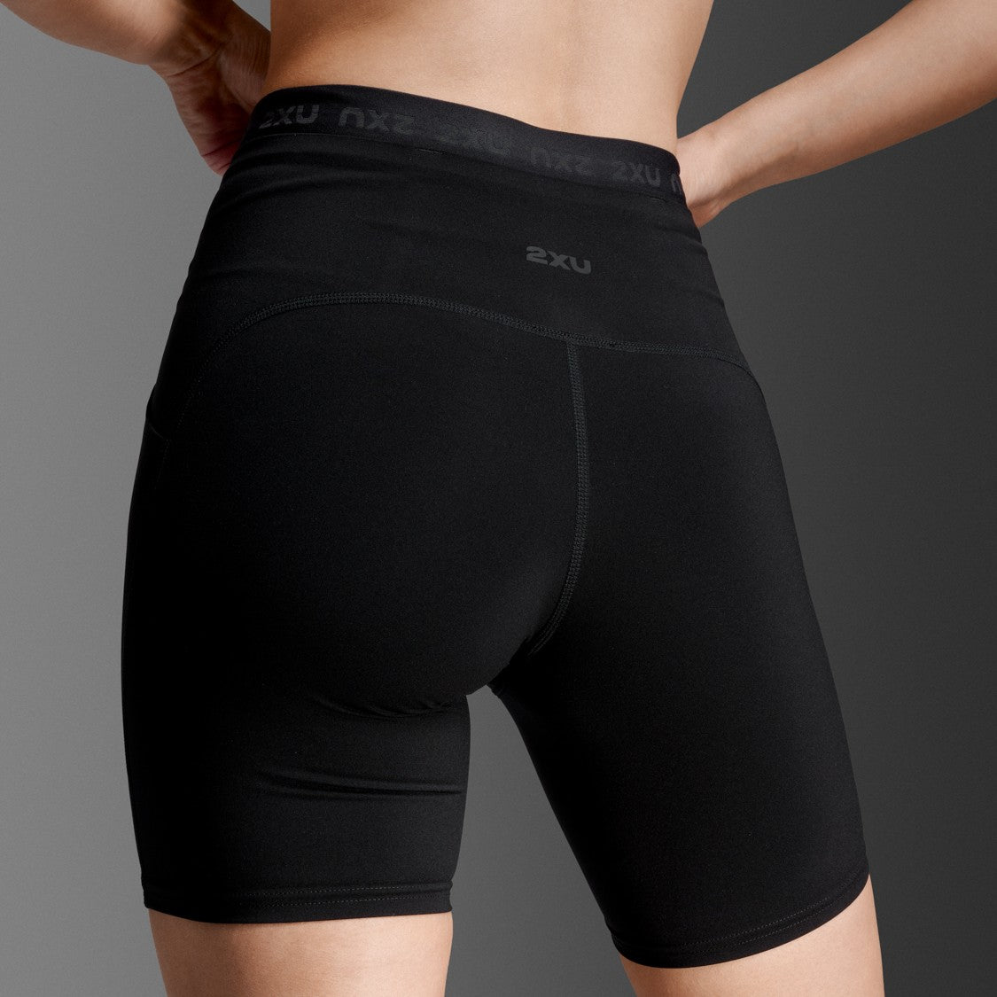 2XU Form Stash Hi-Rise 4" Compression Short | Black / Black | Womens