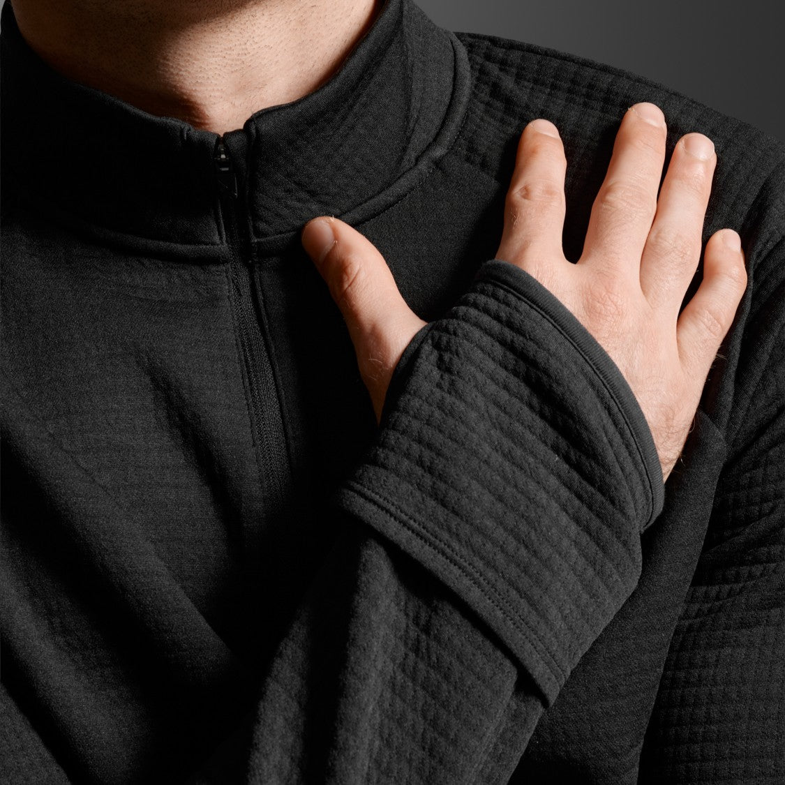 2XU Ignition Hyper-Haptic 1/4 Zip Fleece | Black / Silver Reflective | Mens