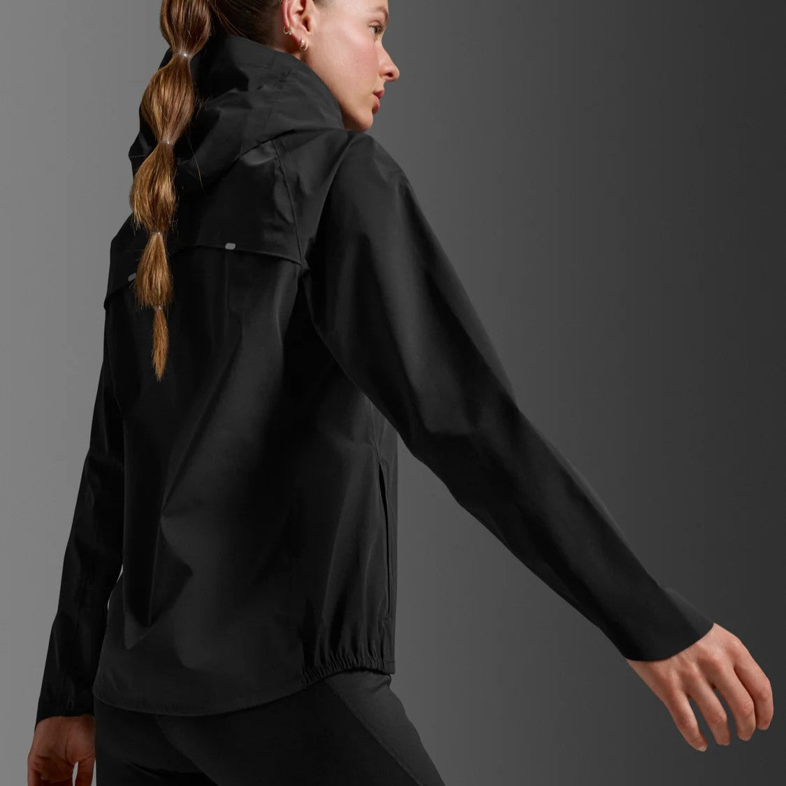 2XU Ignition Shield Waterproof Jacket | Black / Silver Reflective | Womens