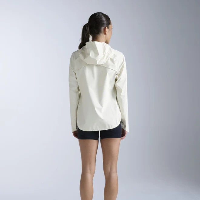 2XU Ignition Shield Waterproof Jacket | Chalk / White Reflective | Womens