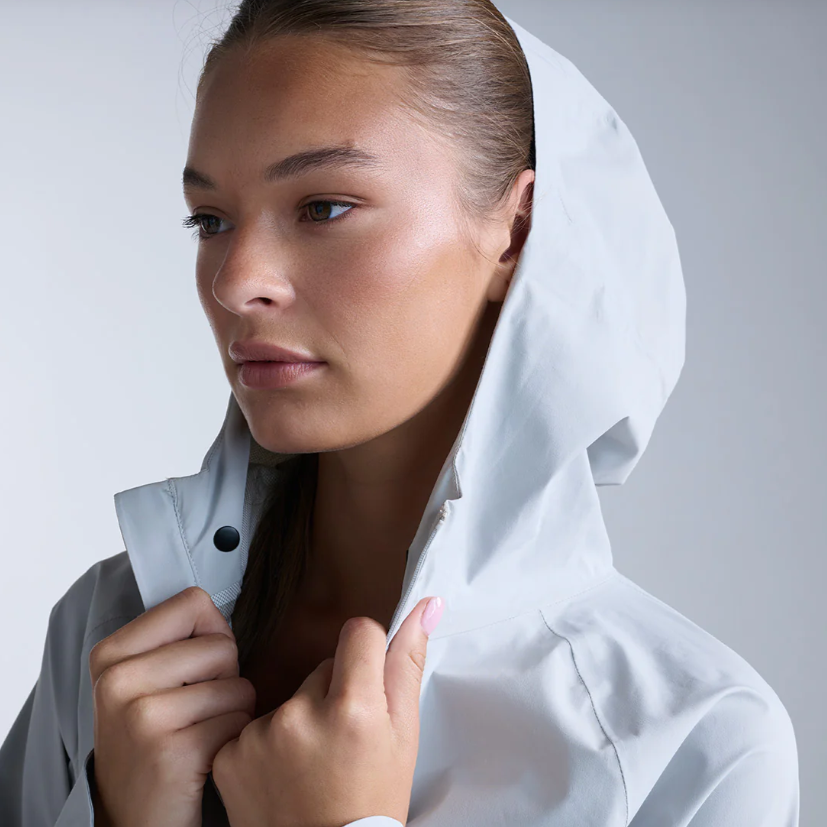 2XU Ignition Shield Waterproof Jacket | Harbor Mist / Silver Reflective | Womens