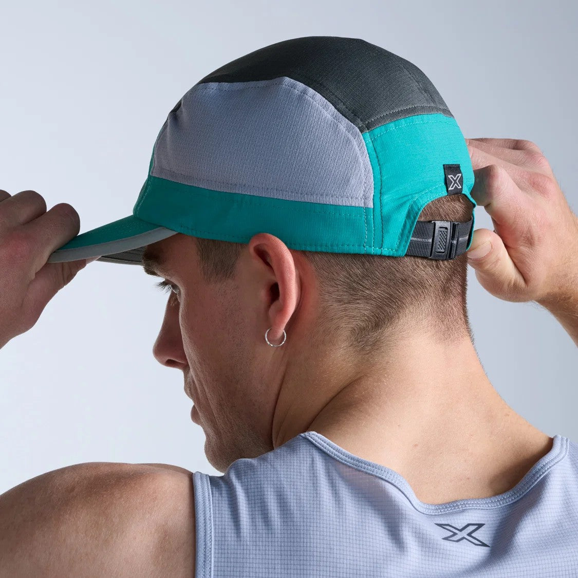 2XU Light Speed Cap | Aurora / Weathervane