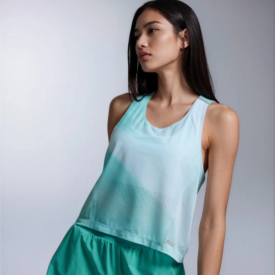 2XU Light Speed React Crop Singlet | Aurora Blur / White Reflective | Womens