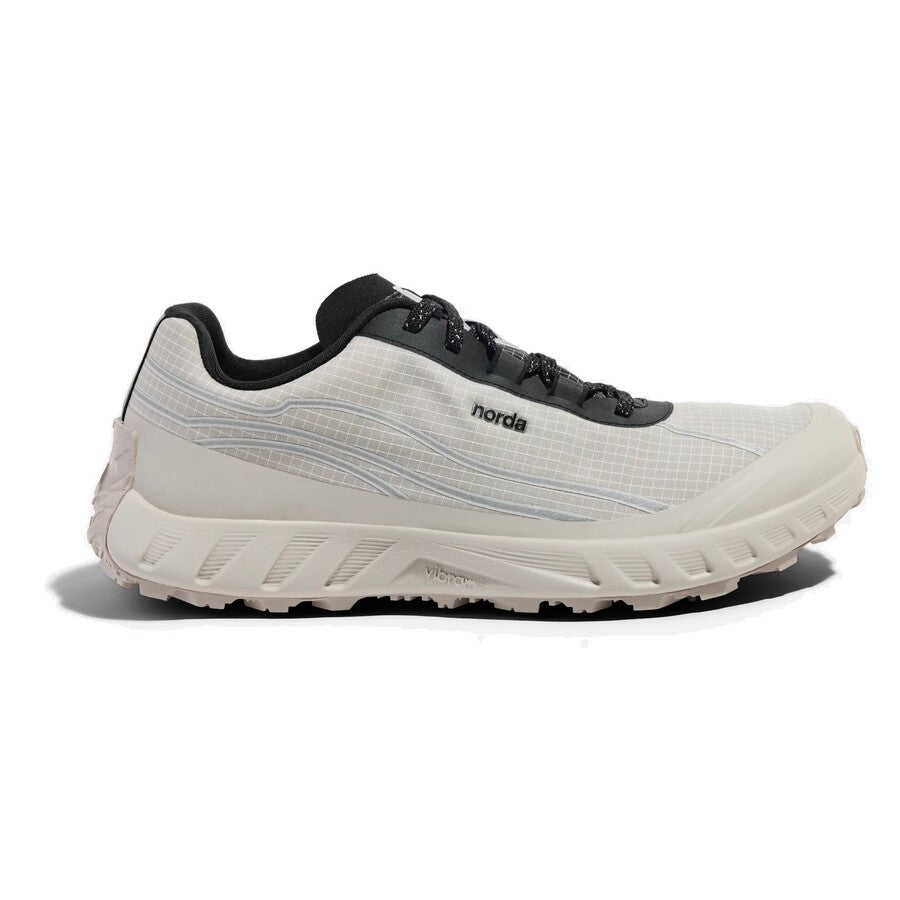 norda 002 | Cinder | Mens