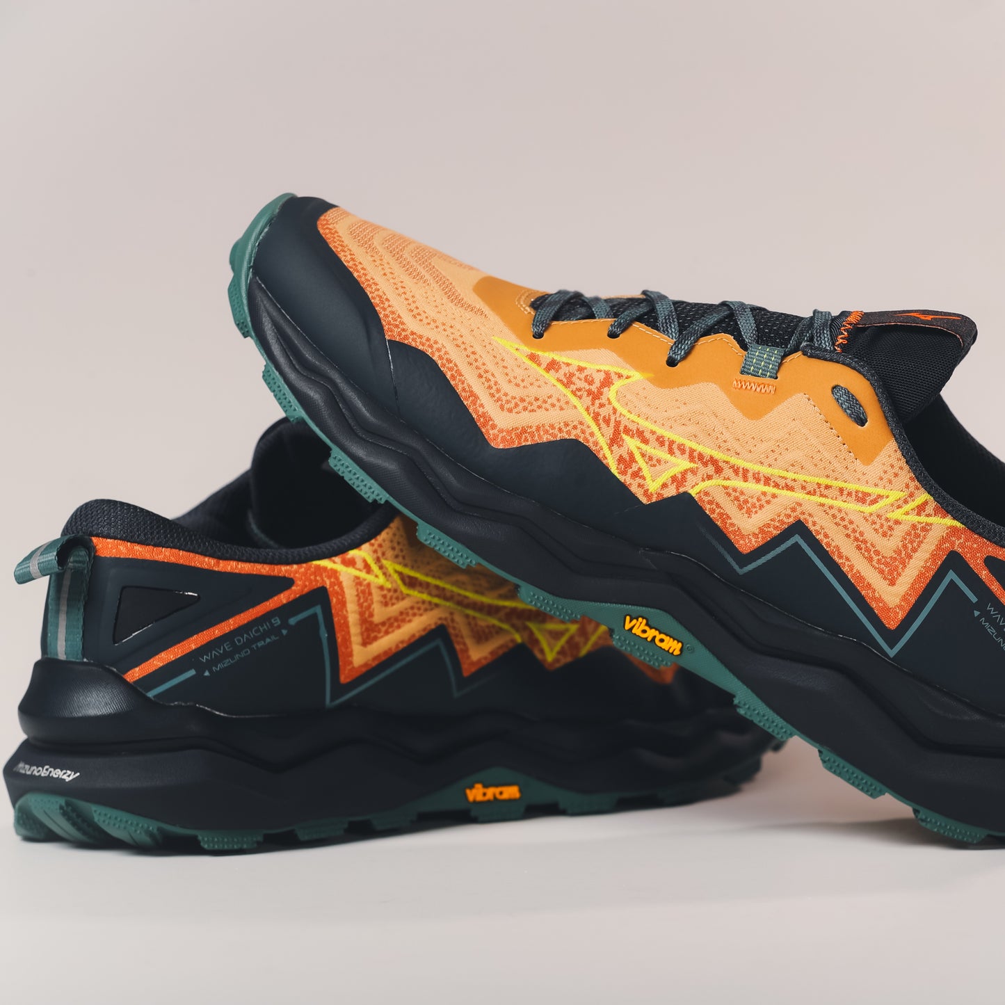 Mizuno Wave Daichi 9 | Sunburn / Fortune Yellow / North Atlantic | Mens