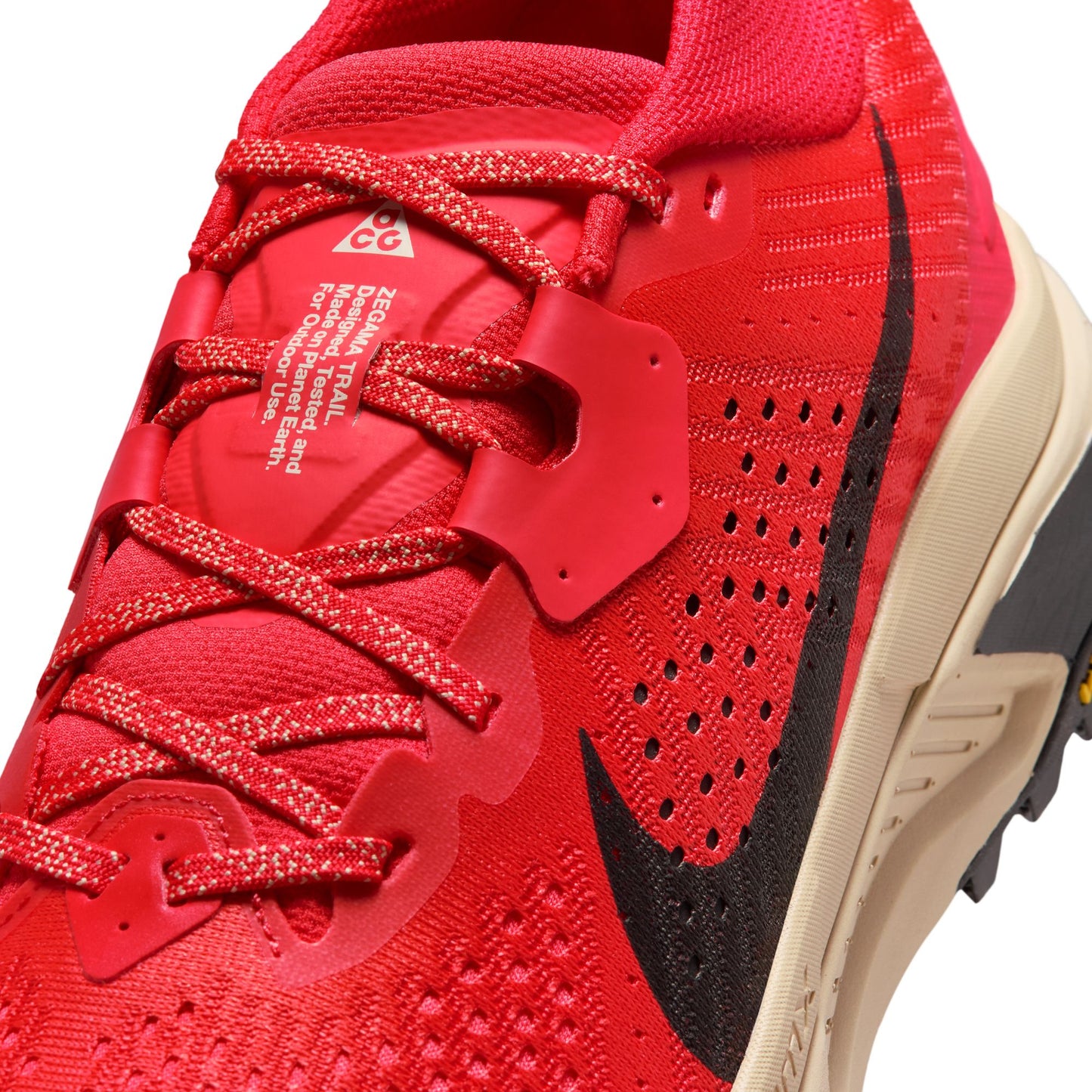 Nike ACG Zegama Trail | Light Crimson / Light Orewood Brown / Black | Mens
