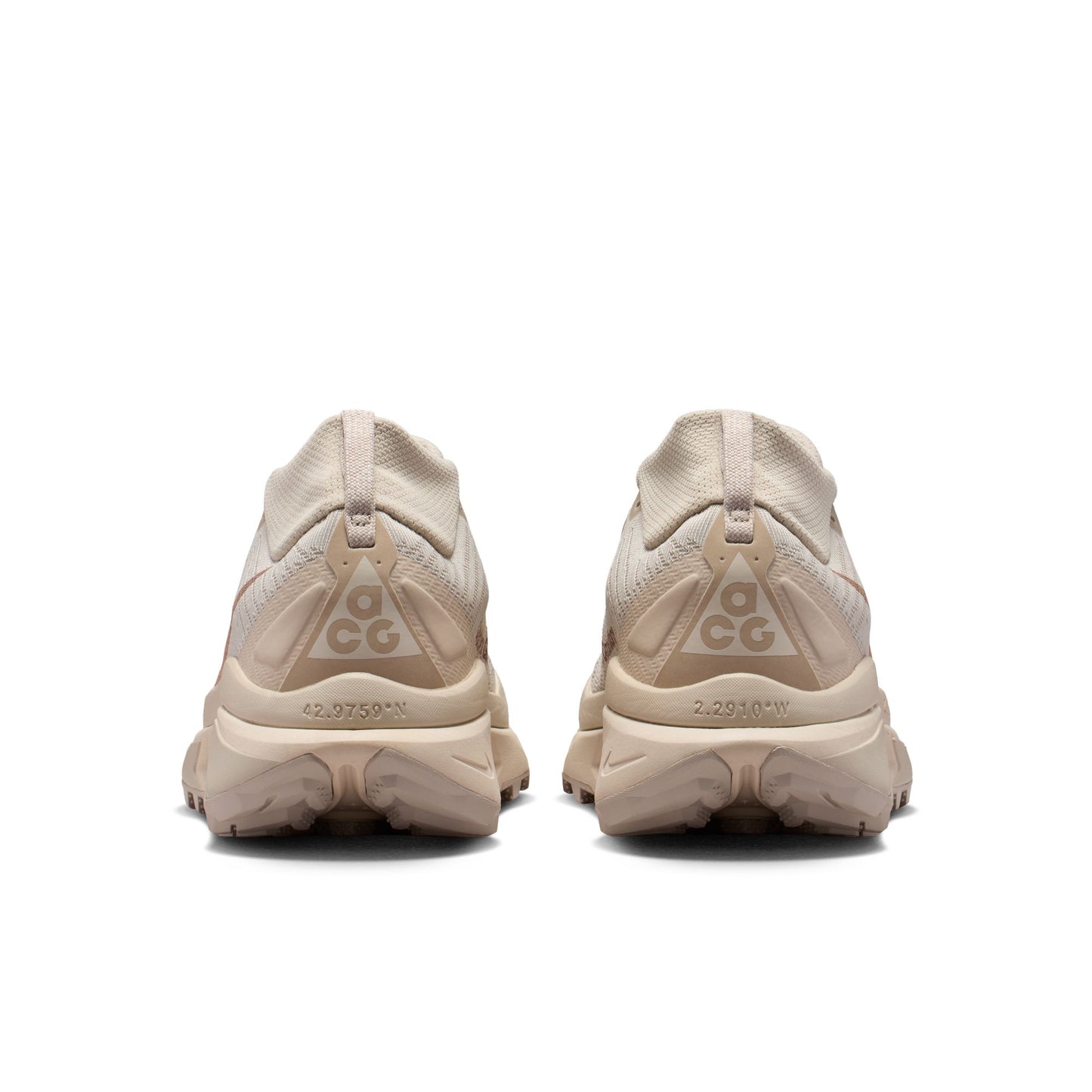 Nike ACG Zegama | Cream II / Safety Orange / Light Orewood Brown | Womens