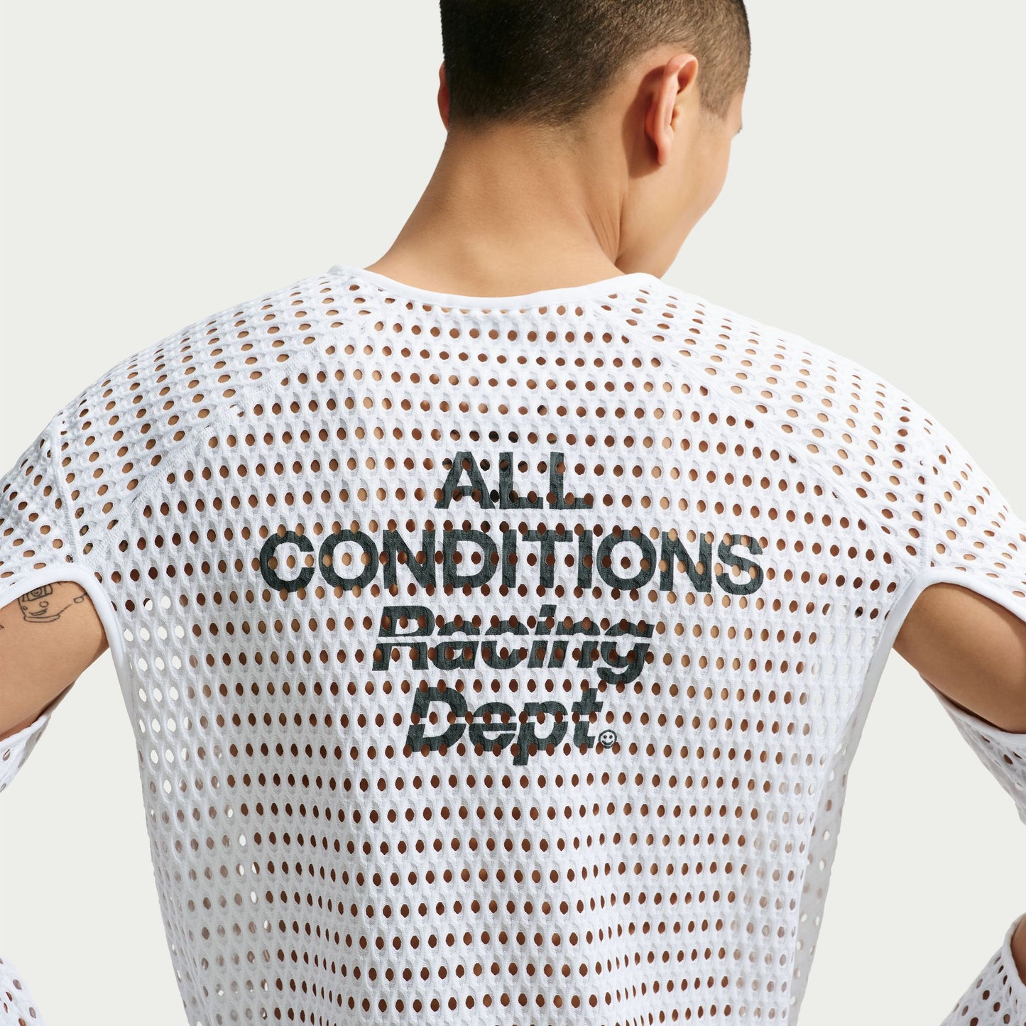 Nike ACG Radical AirFlow NXT Long Sleeve Tee | White / Anthracite | Mens
