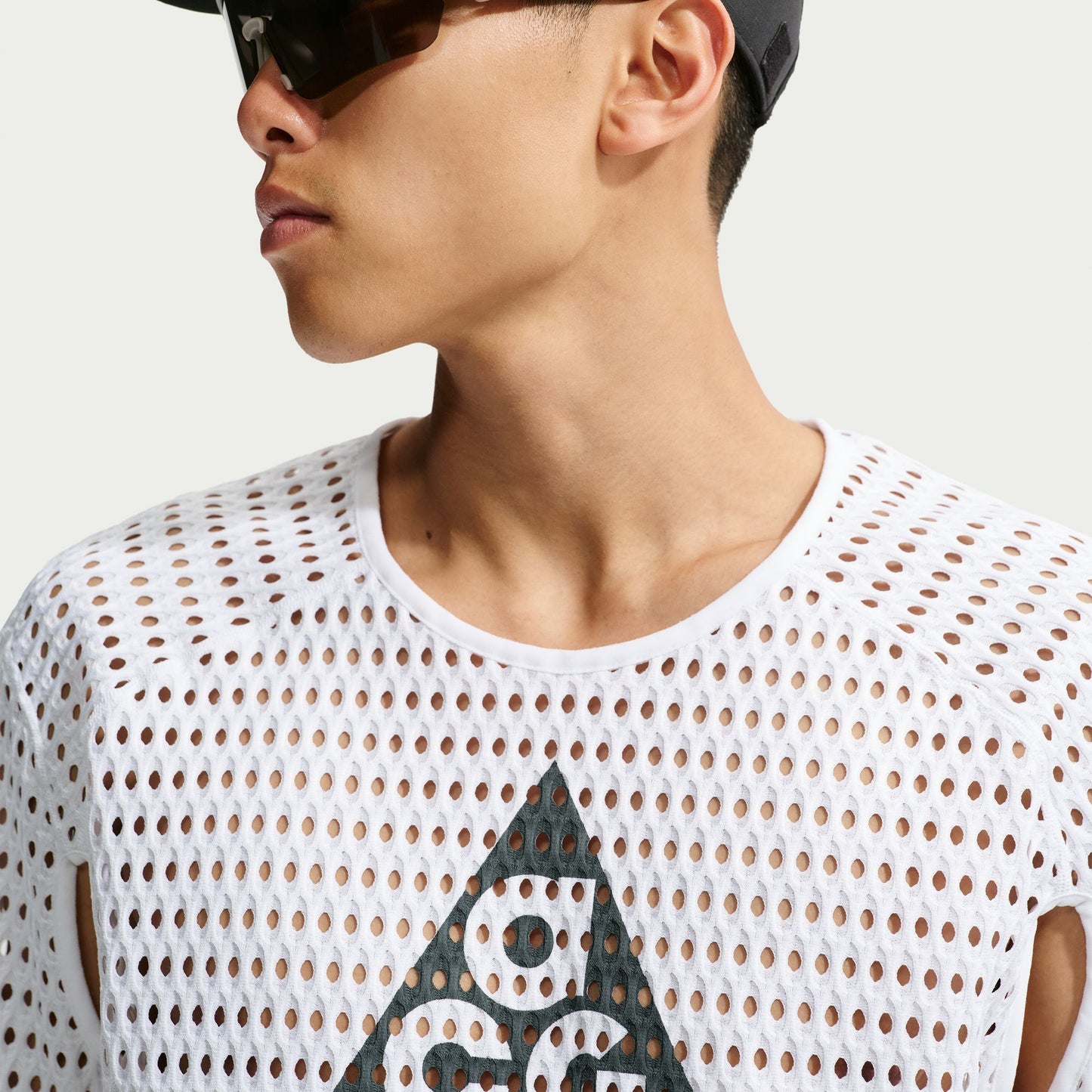 Nike ACG Radical AirFlow NXT Long Sleeve Tee | White / Anthracite | Mens