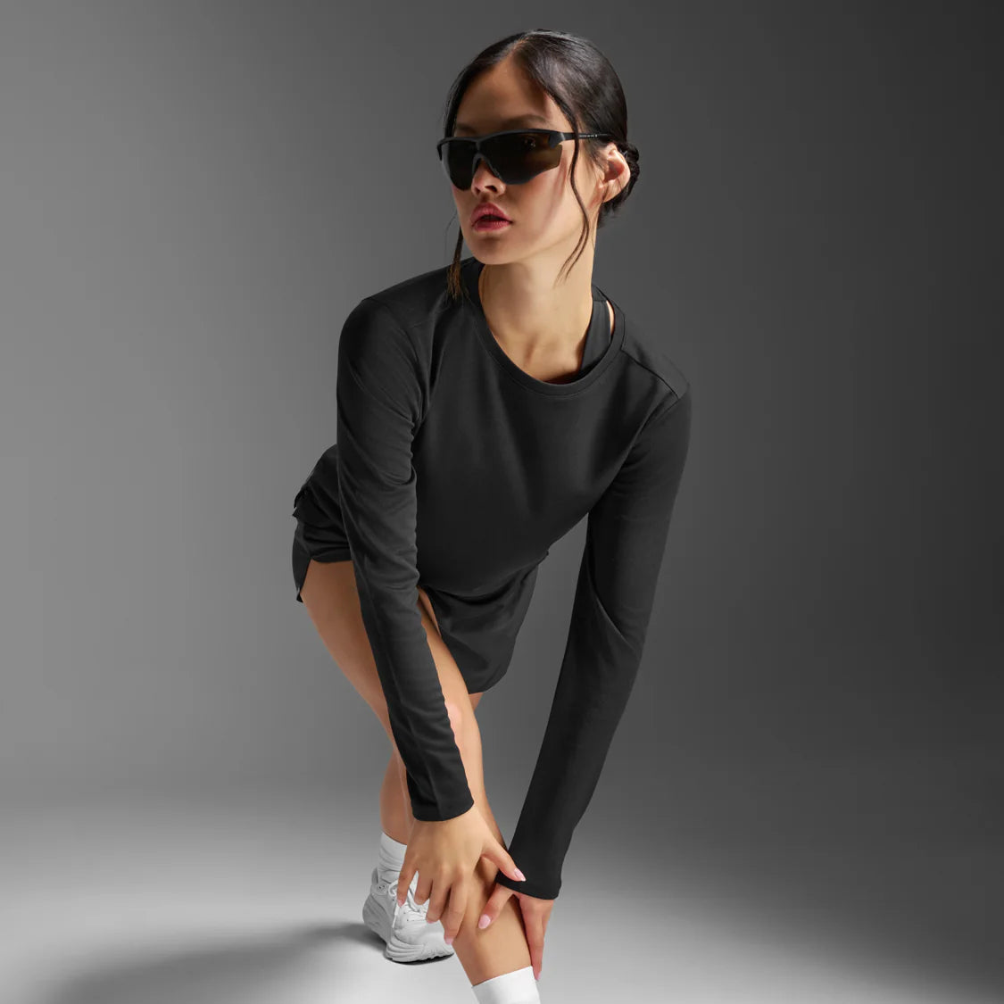 2XU Aero Mesh Long Sleeve Tee | Black / Silver Reflective | Womens