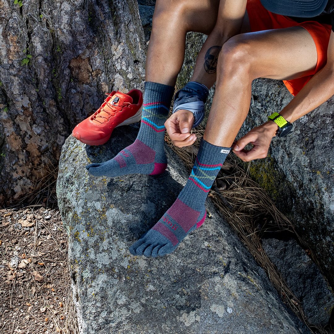 Injinji Trail Sock | Midweight | Crew Length | Peak