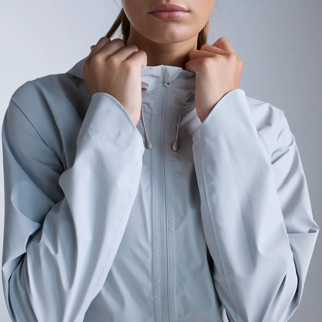 2XU Ignition Shield Waterproof Jacket | Harbor Mist / Silver Reflective | Womens