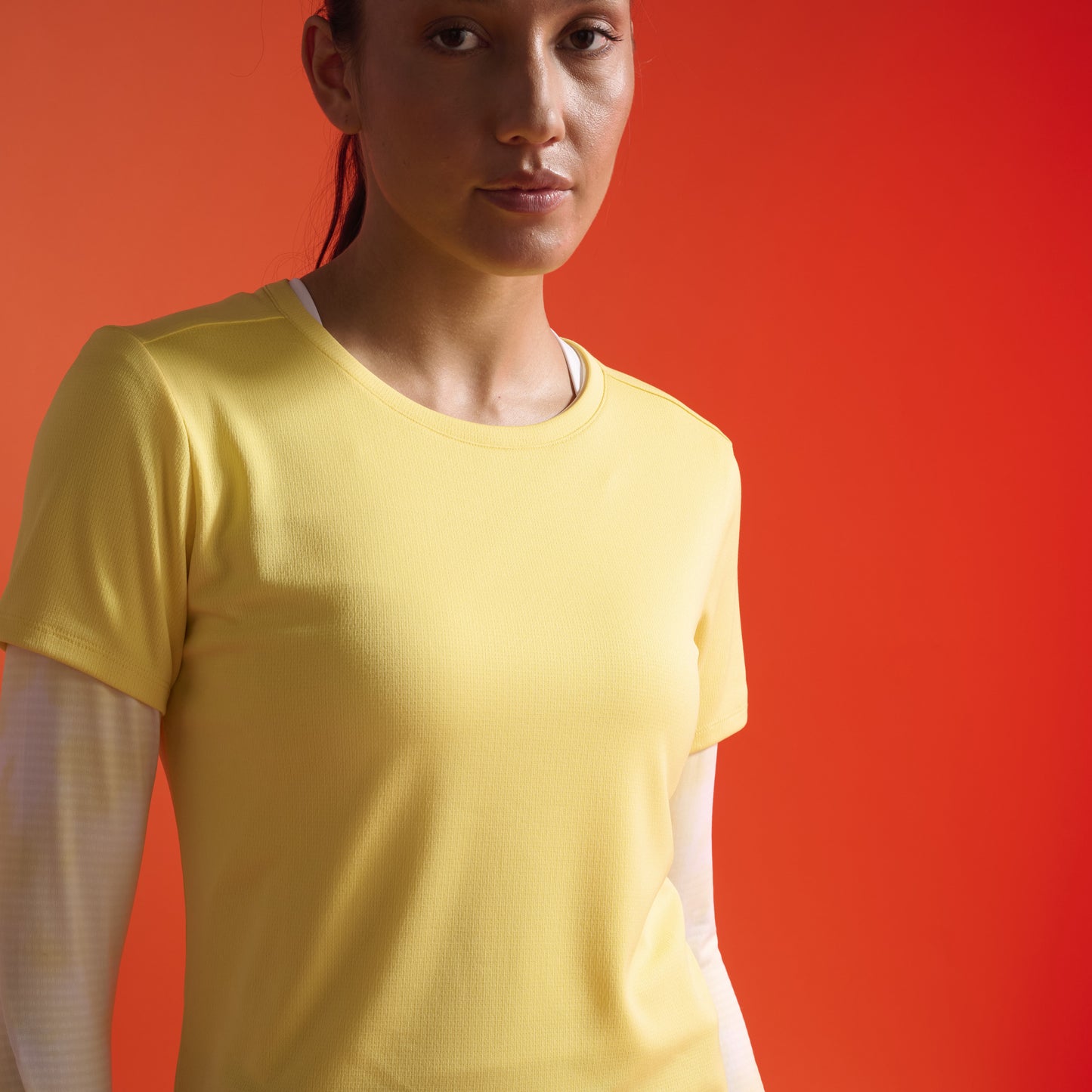 2XU Aero Tee | Wattle / Wattle Reflective | Womens