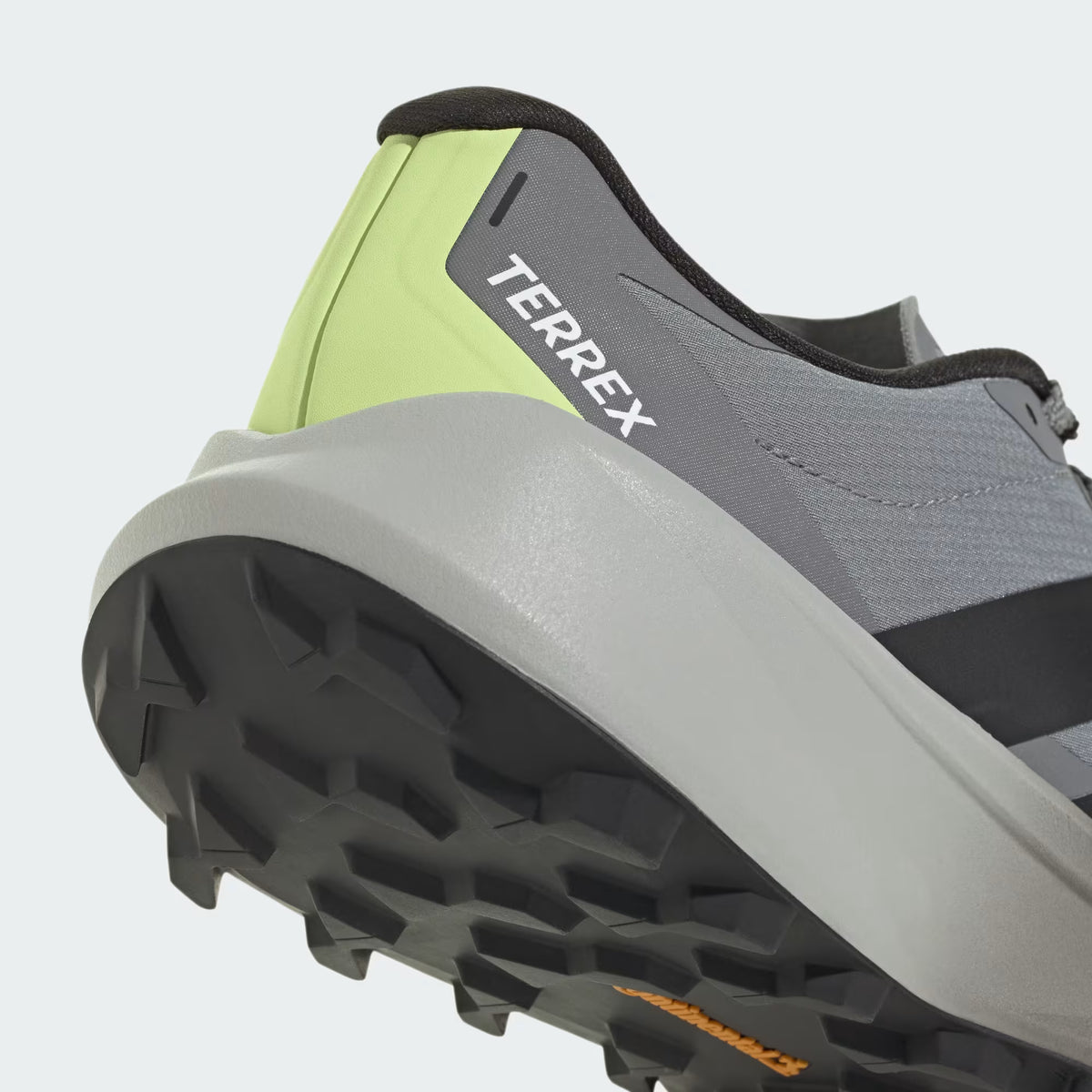 adidas Terrex Agravic 4 | Grey Three / Core Black / Frozen Lemon | Mens