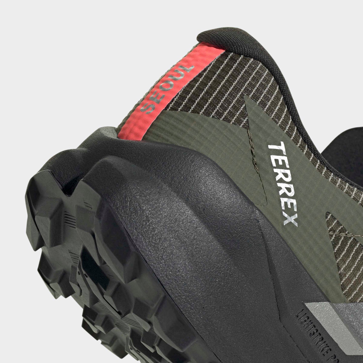 adidas Terrex Agravic TT | Olive Strata / Iron Metallic / Solar Turbo | Mens