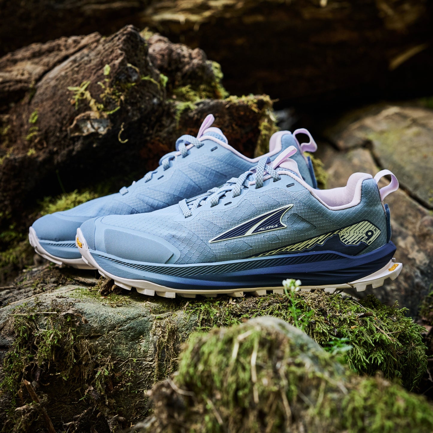 Altra Lone Peak 9+ | Rain Wash | Womens