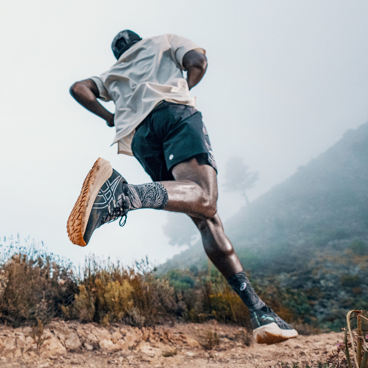 Asics Fujitrail All Over Print 5 Inch Short | Performance Black | Mens