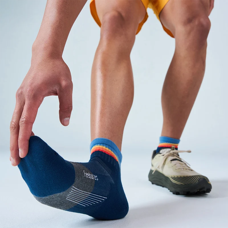 Feetures Trail | Max Cushion | Quarter Length | Tectonic Navy