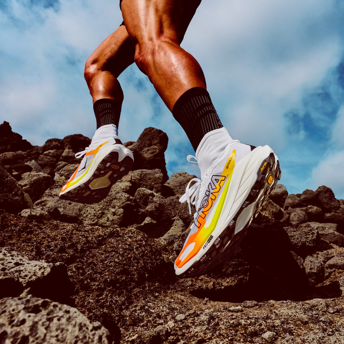 Hoka Tecton X 4 | Frost / Neon Tangerine | Mens