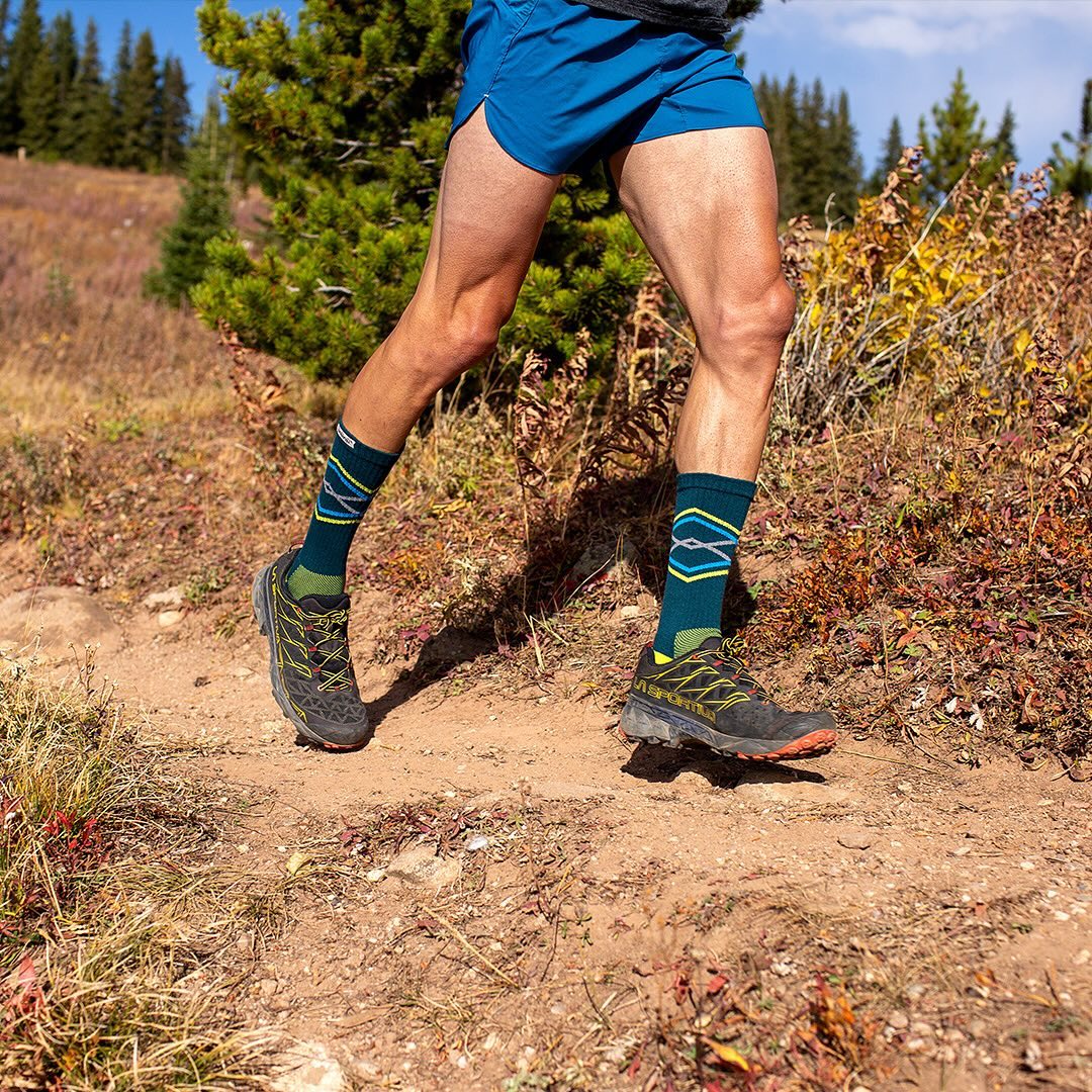 Injinji Trail Sock | Midweight | Crew Length | Eclipse