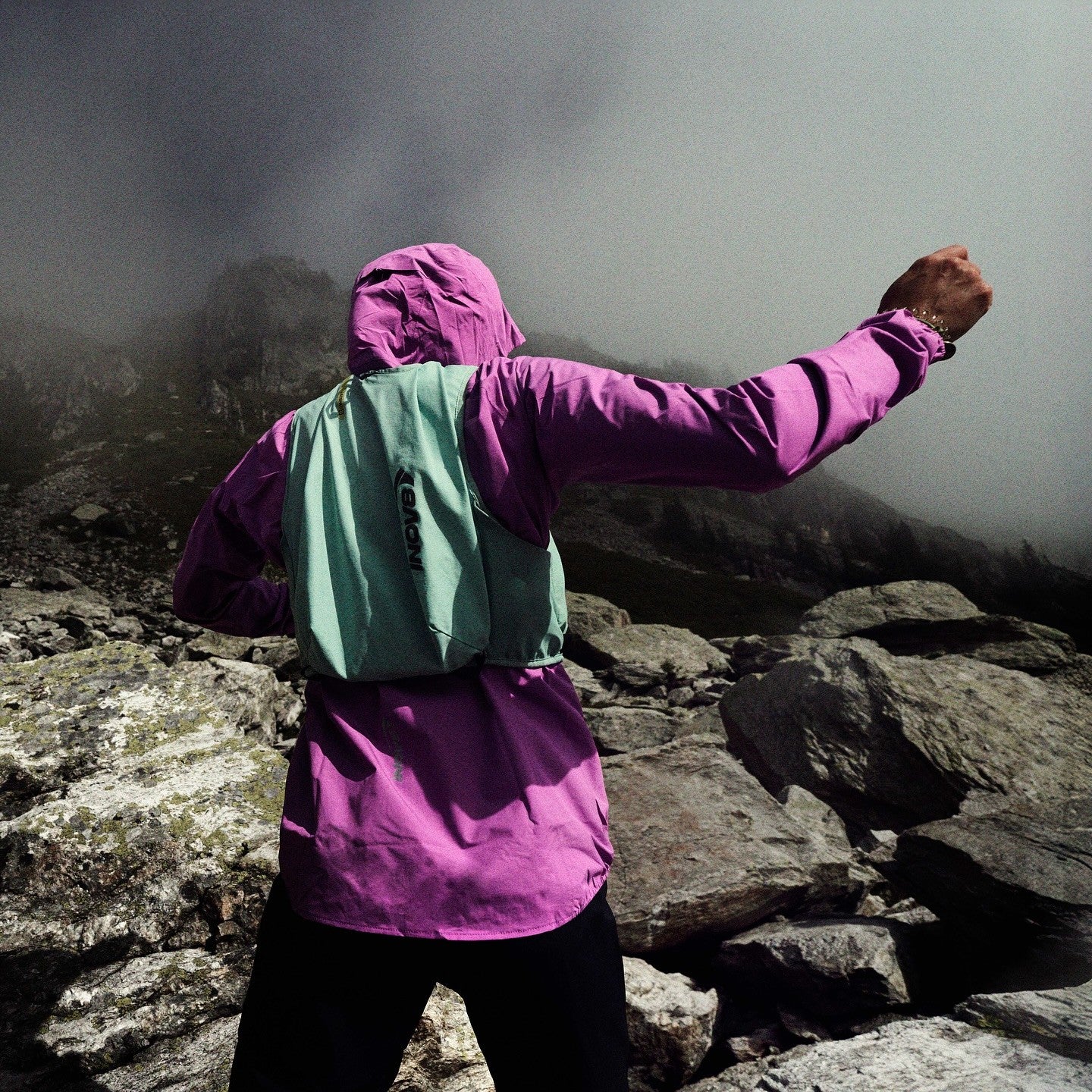inov8-stormshell-waterproof-