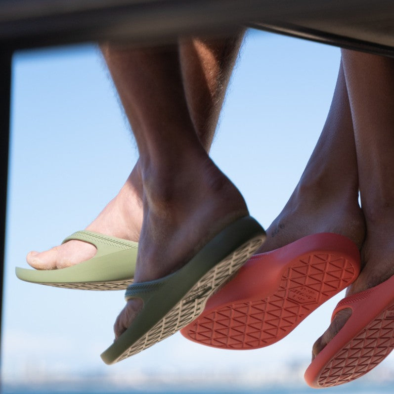 Lightfeet ReVIVE Arch Support Thongs | Khaki