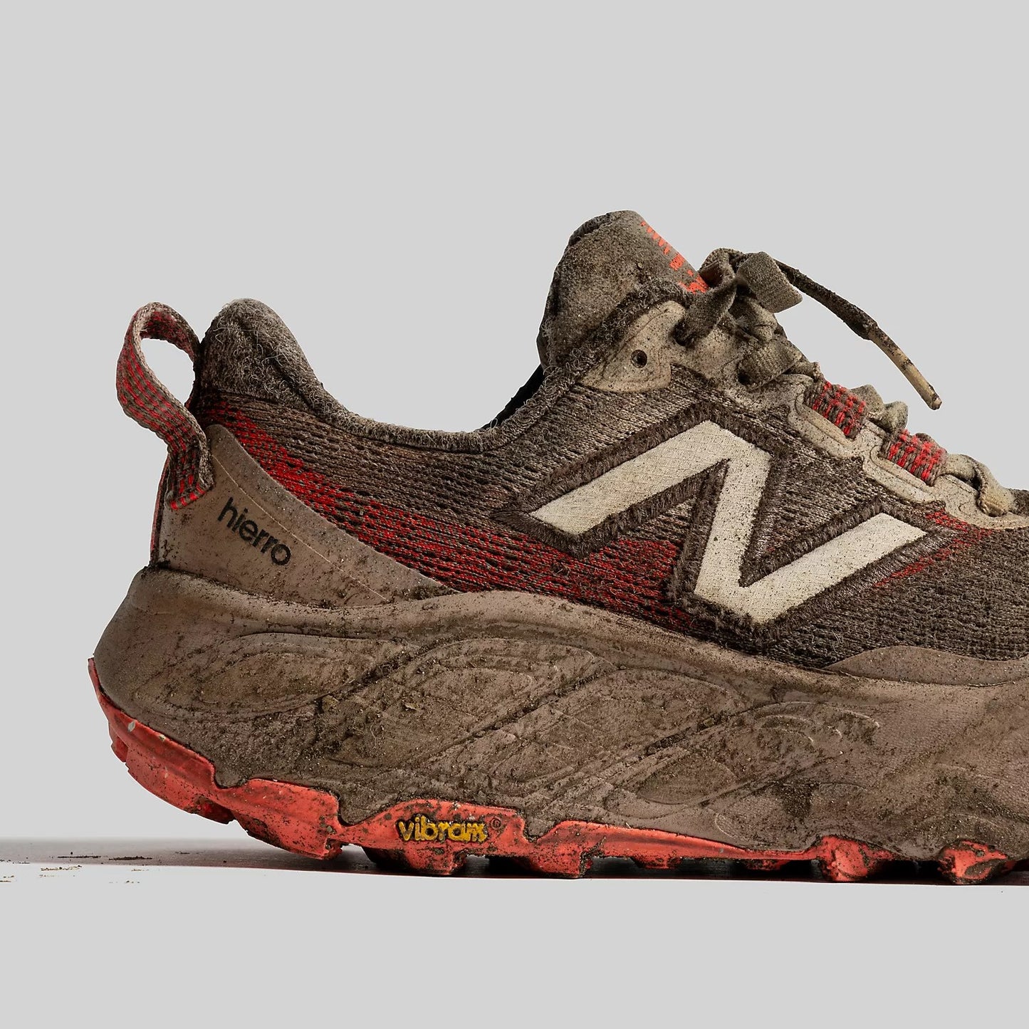 New Balance Fresh Foam X Hierro v9 Wide | Desert Clay / Flat Taupe / Urgent Red | Womens