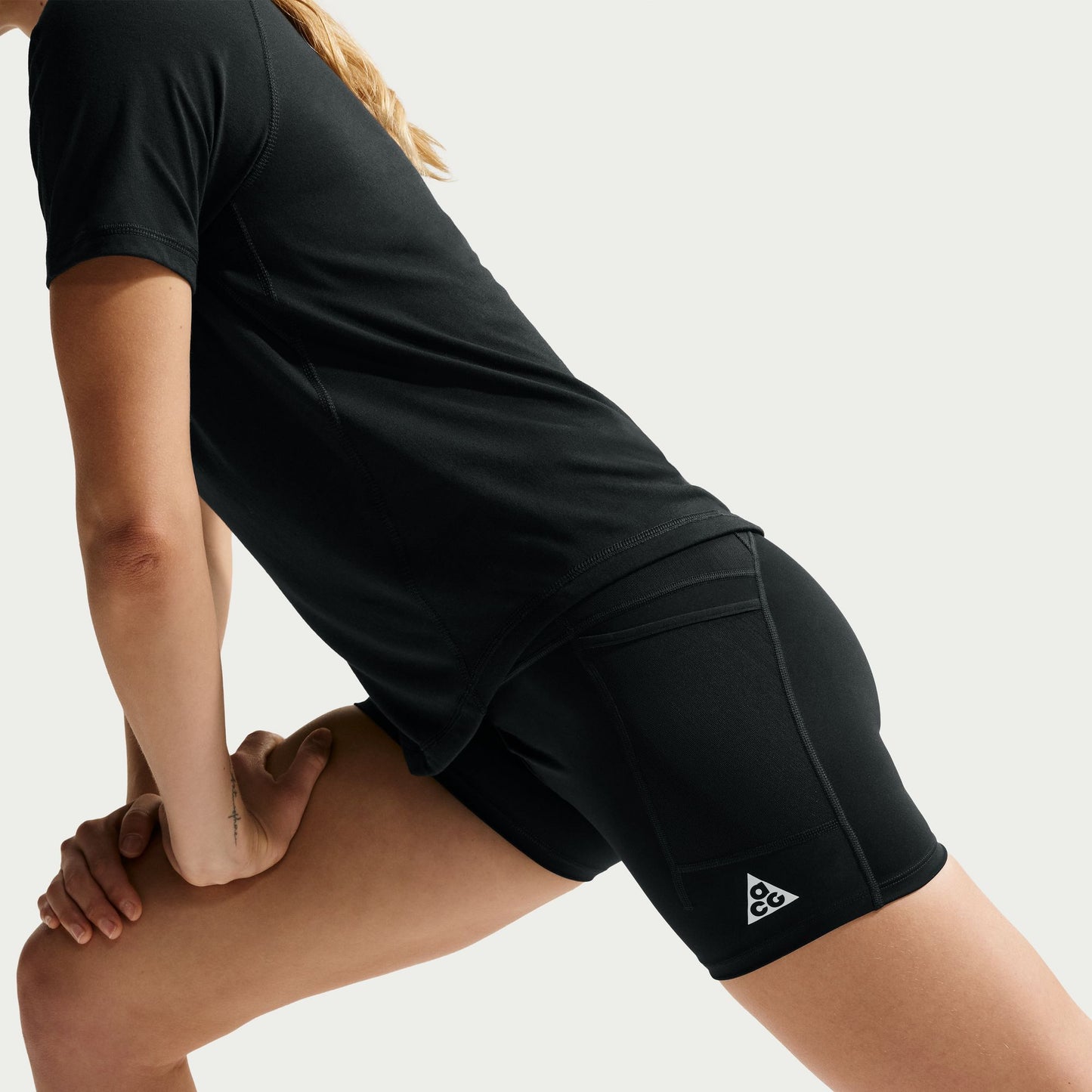 Nike ACG 4" Trail Tights | Black / Summit White | Womens