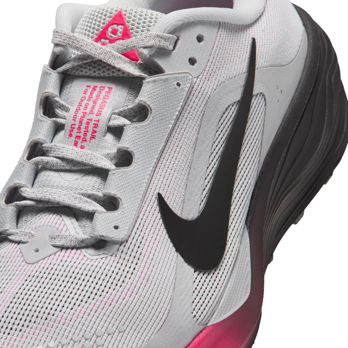 Nike ACG Pegasus | Pure Platinum / Hyper Pink / Hyper Pink / Black | Womens