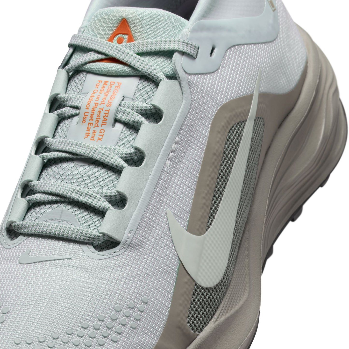 Nike ACG Pegasus Trail GORE-TEX | Light Silver / Light Army / Safety Orange | Womens