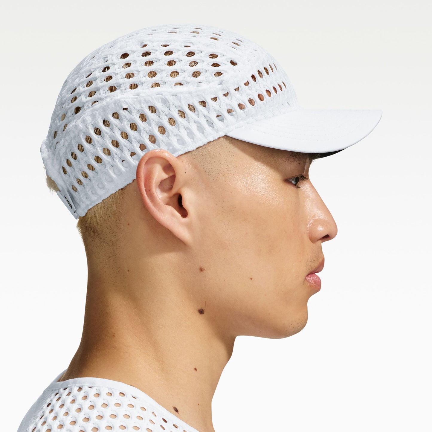 Nike ACG Radical AirFlow Fly Cap | White / White