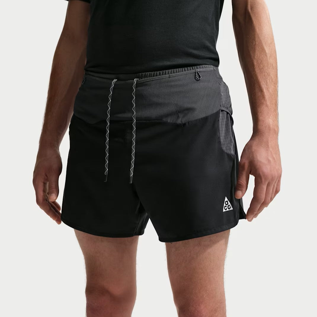 Nike ACG Second Sunrise Shorts | Black / Anthracite / Summit White | Mens