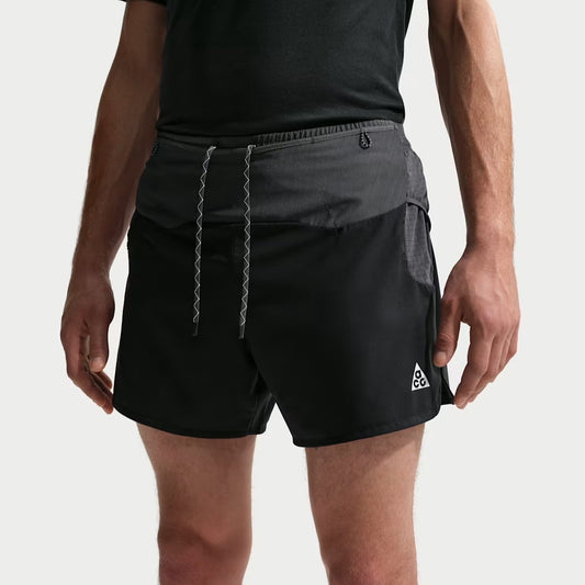 Nike ACG Second Sunrise Shorts | Black / Anthracite / Summit White | Mens