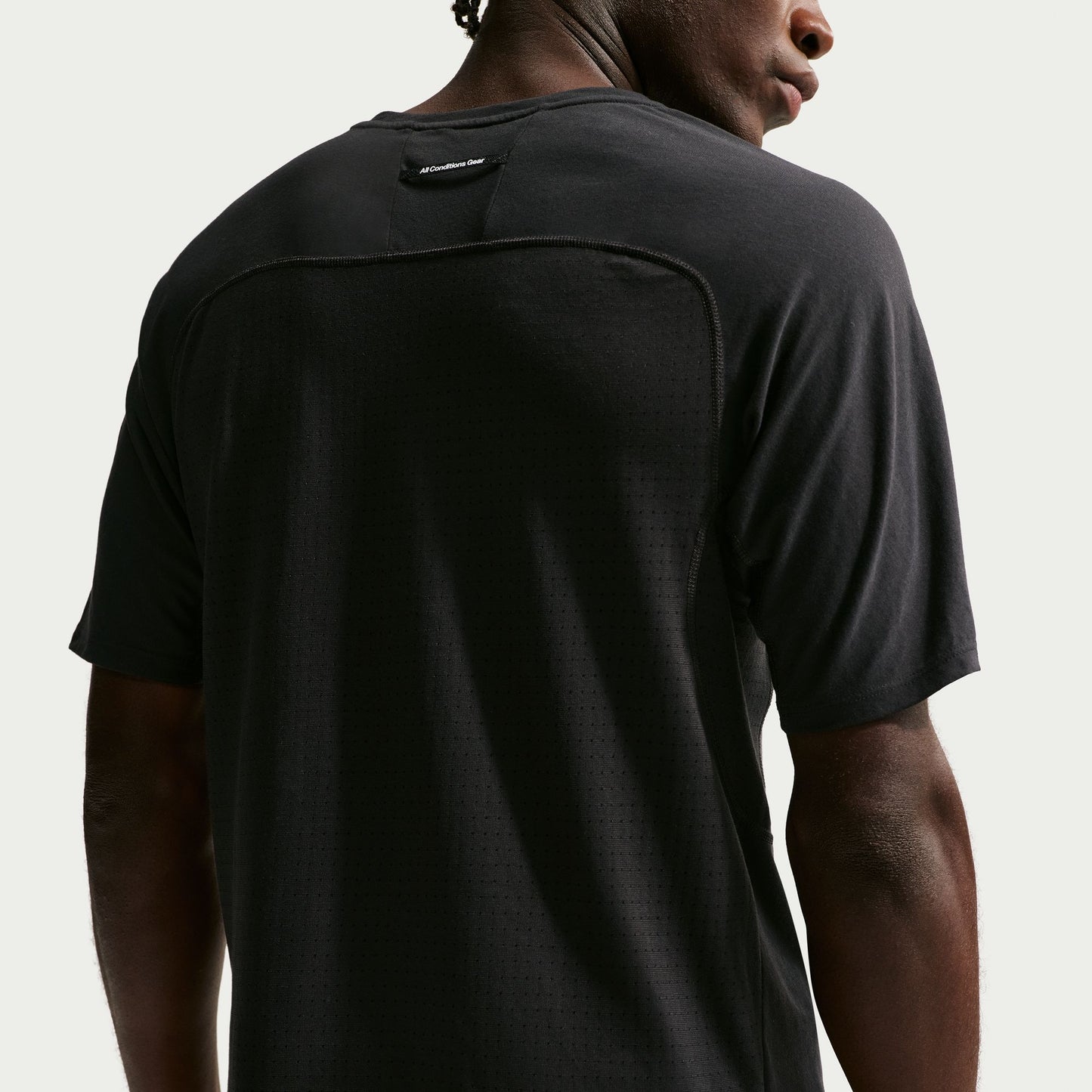 Nike ACG Solar Chase Tee | Black / Summit White | Mens