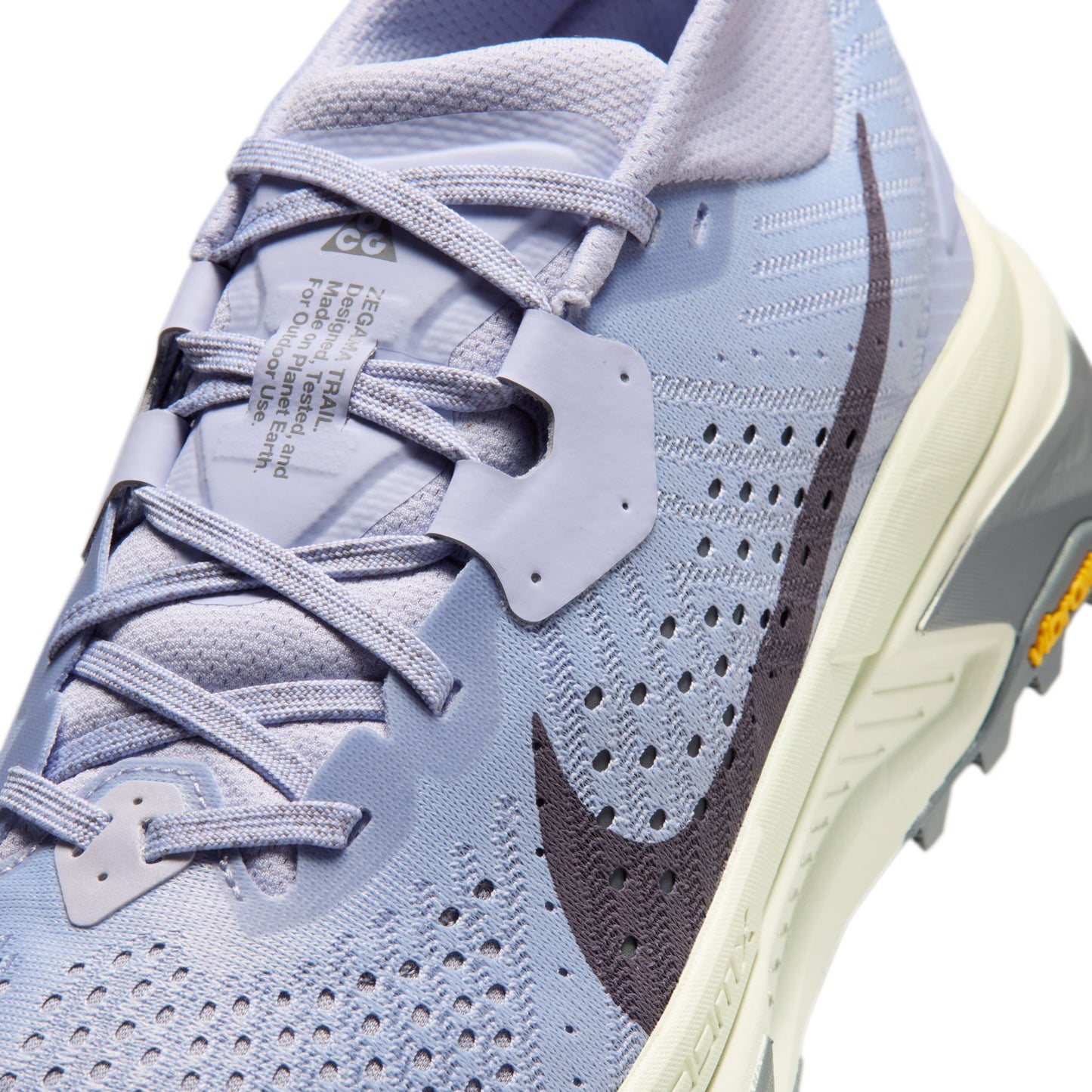 Nike ACG Zegama Trail | Ghost / Cement Grey / Sea Glass / Smoke Grey | Womens