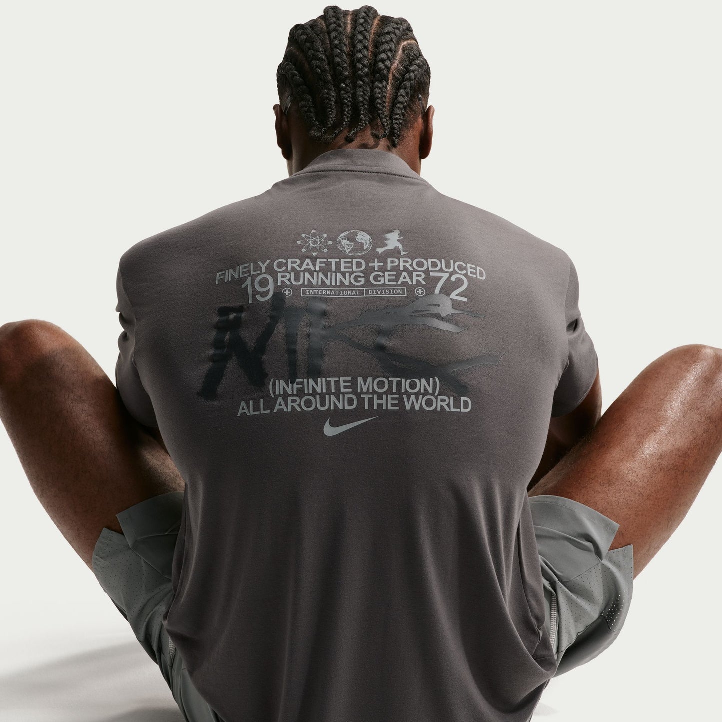 Nike Disrupt Tee | Medium Ash / Black | Mens